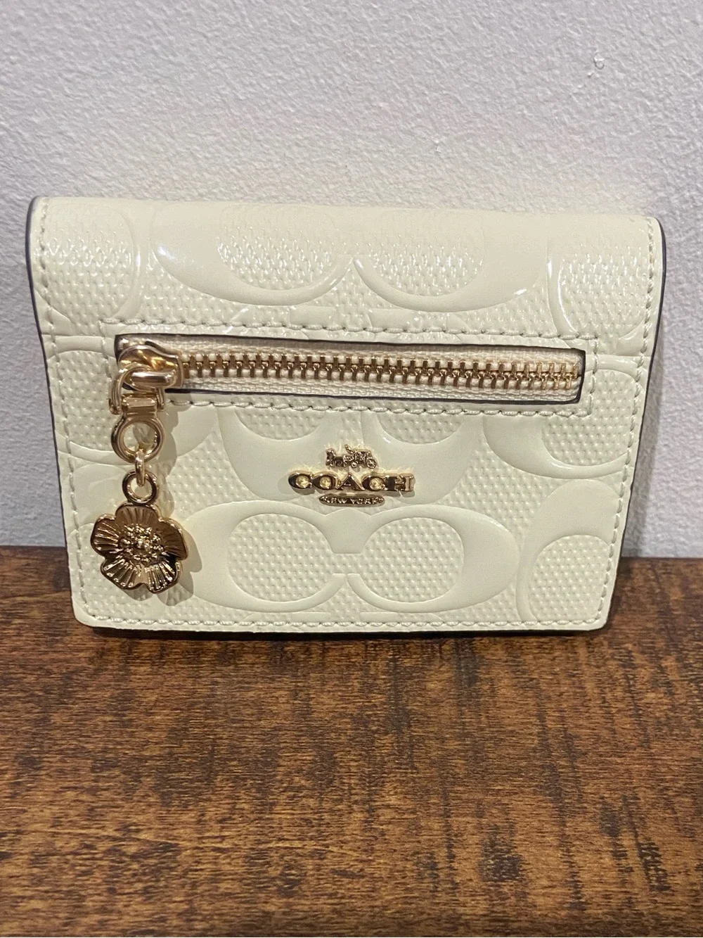 Coach Card Case With Charm In Signature Leather— Light Lemon
